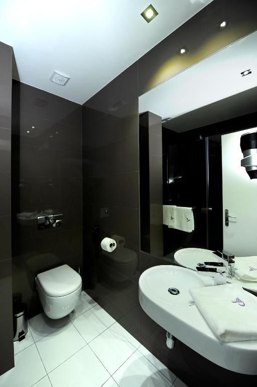 Отель Plaza V Executive Hotel Тыргу-Муреш